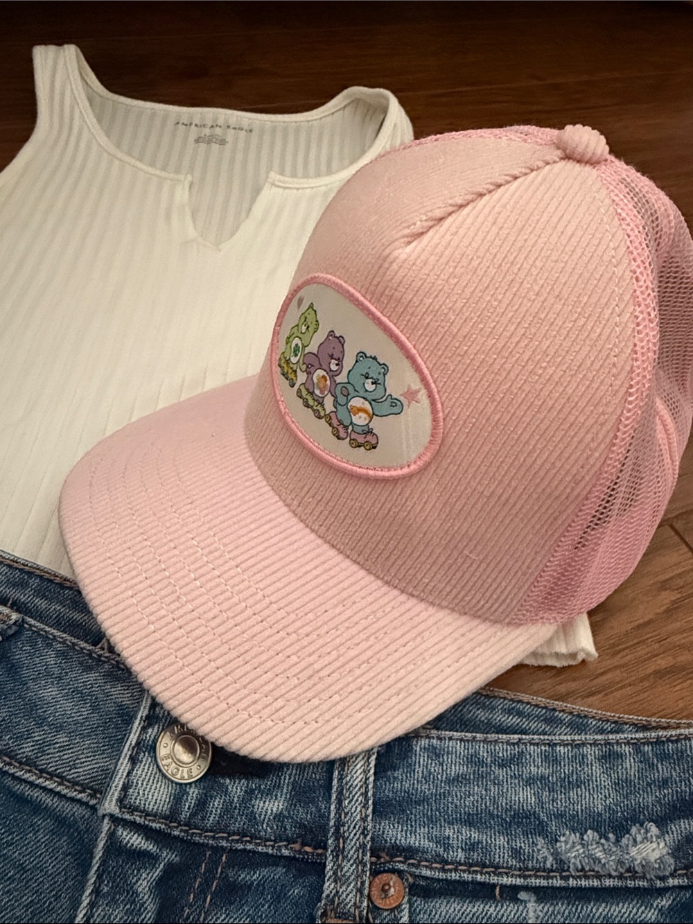 NWT! American Eagle Outfitters Trucker Hat